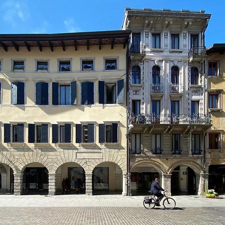 Mercatovecchio Luxury Suites Udine Exteriör bild